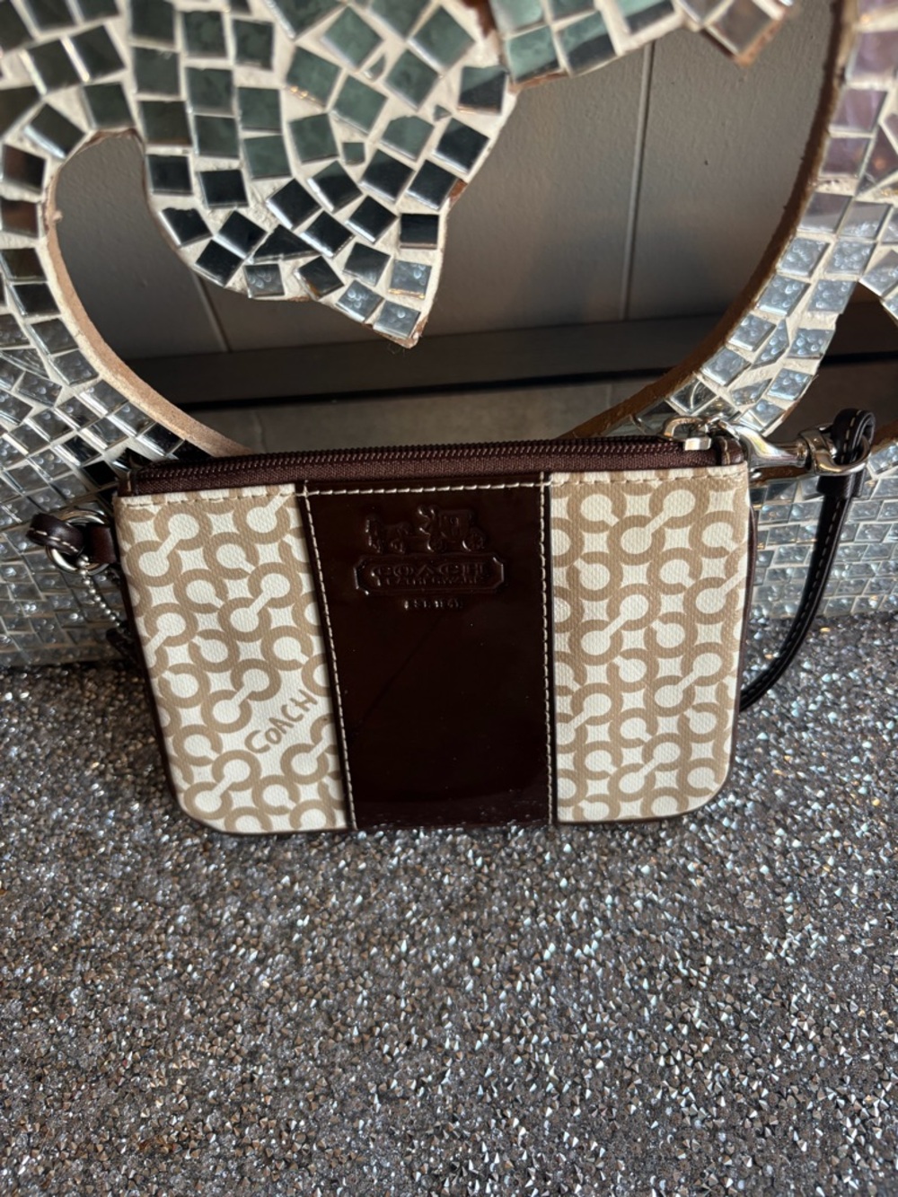 ⭐️COACH Signature Canvas and Leather Wristlet - Brown/Beige